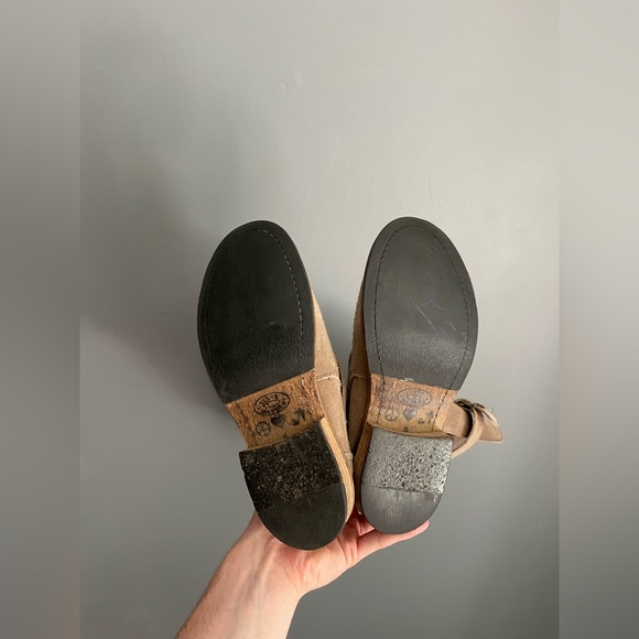 Steve Madden Buck Suede Boots Womens Size 6 - Picture 3 of 5